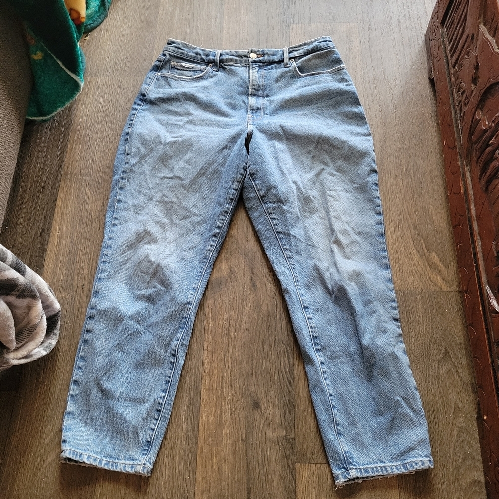 Good American Straight Leg Mom Jean's size 10